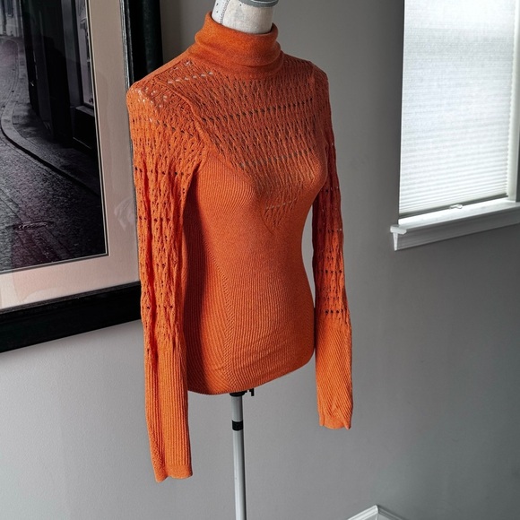 ARDEN B. Unique Stretchy Metallic Turtleneck  - Size Small - Picture 6 of 12